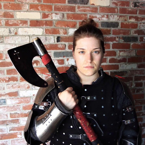 Meet the Posher - Picture 3 of 3